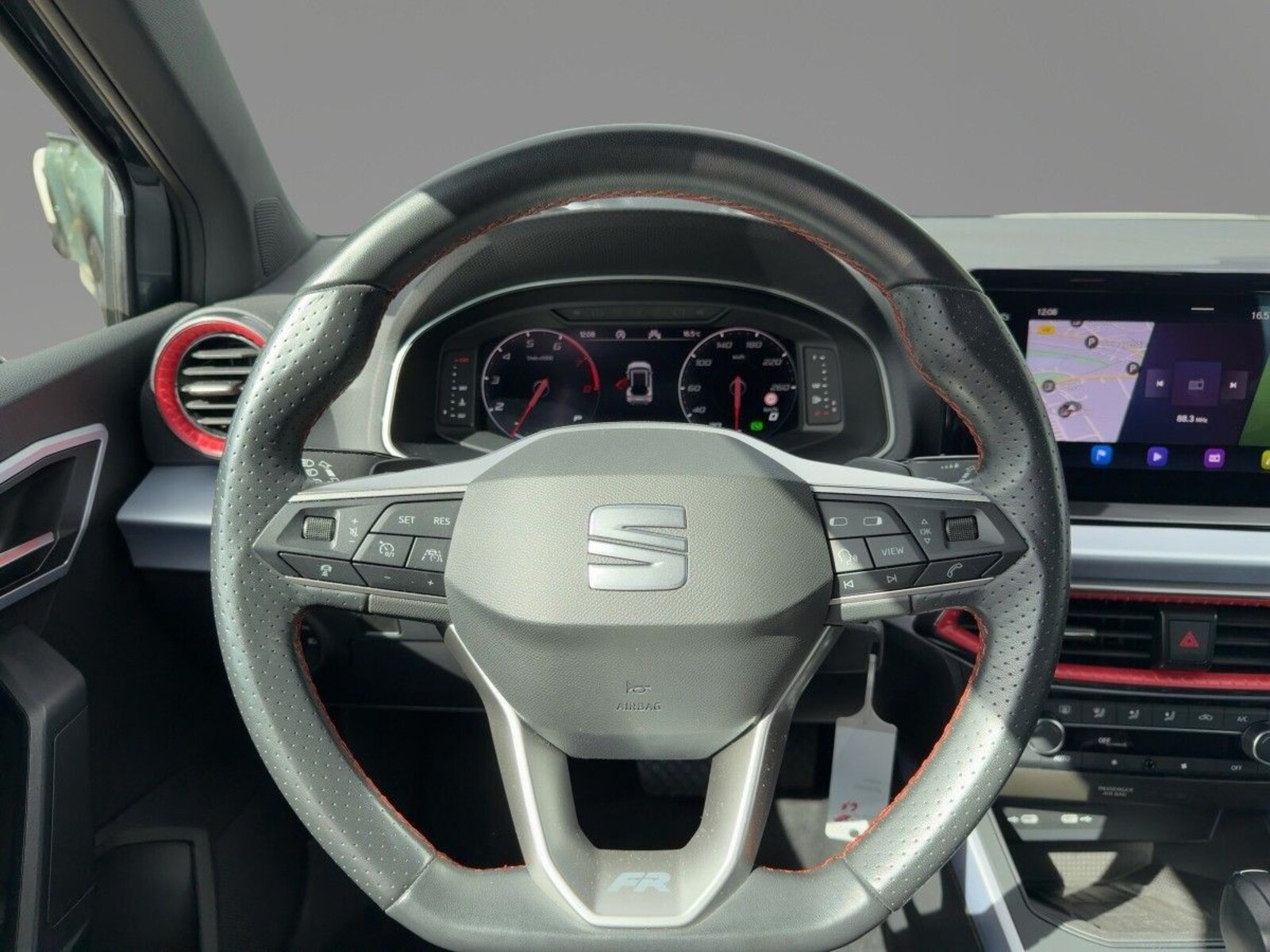 SEAT Arona – Bild 10