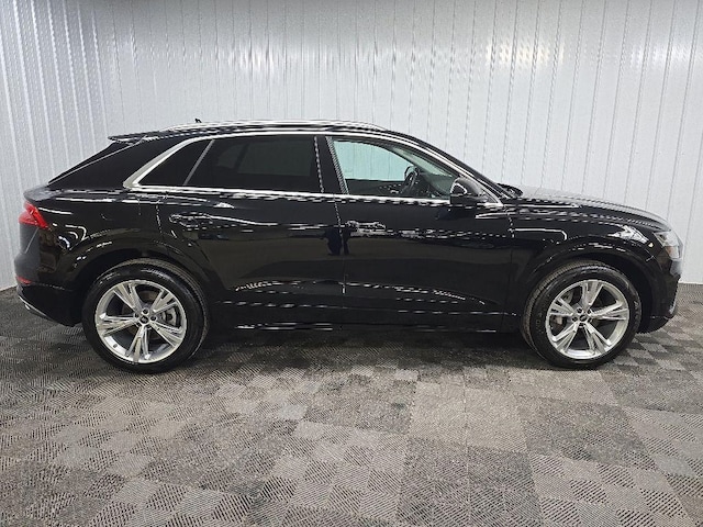 2023 Audi Q8