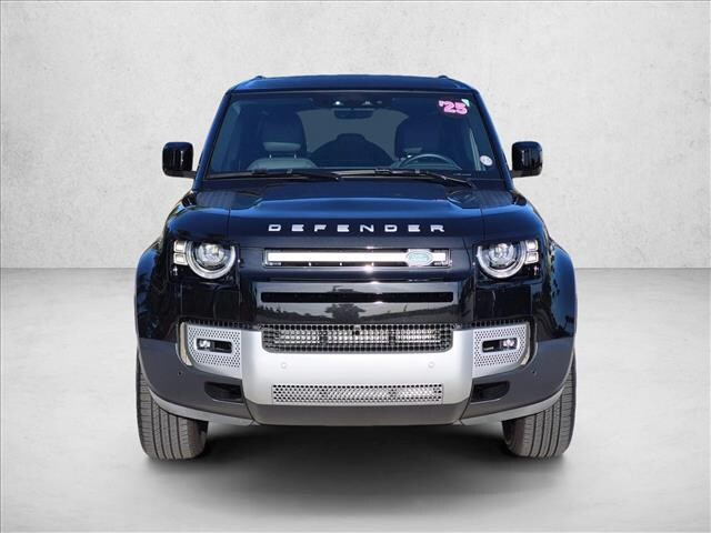 2025 Land Rover Defender