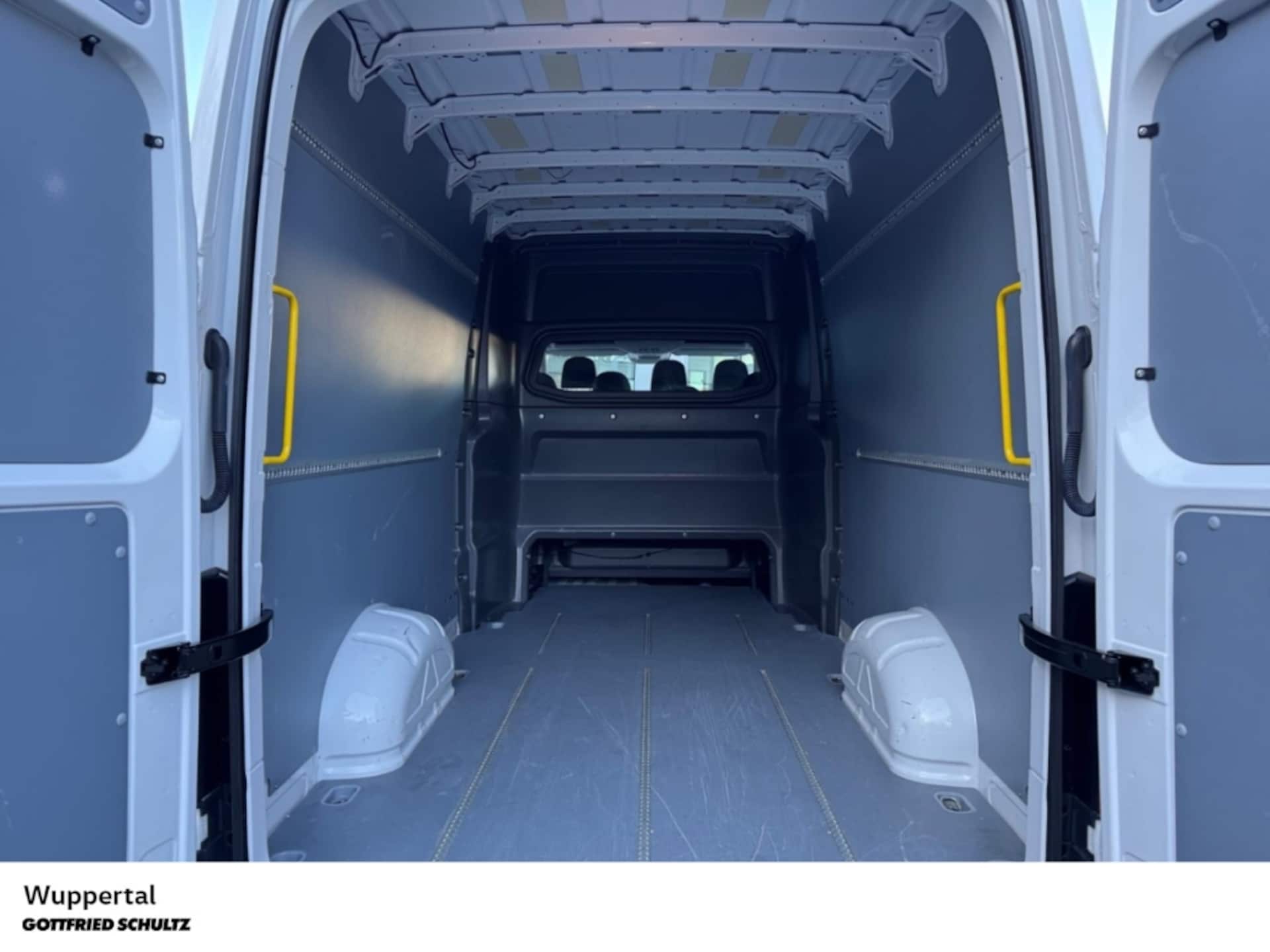 Volkswagen Crafter Kasten langer Radstand