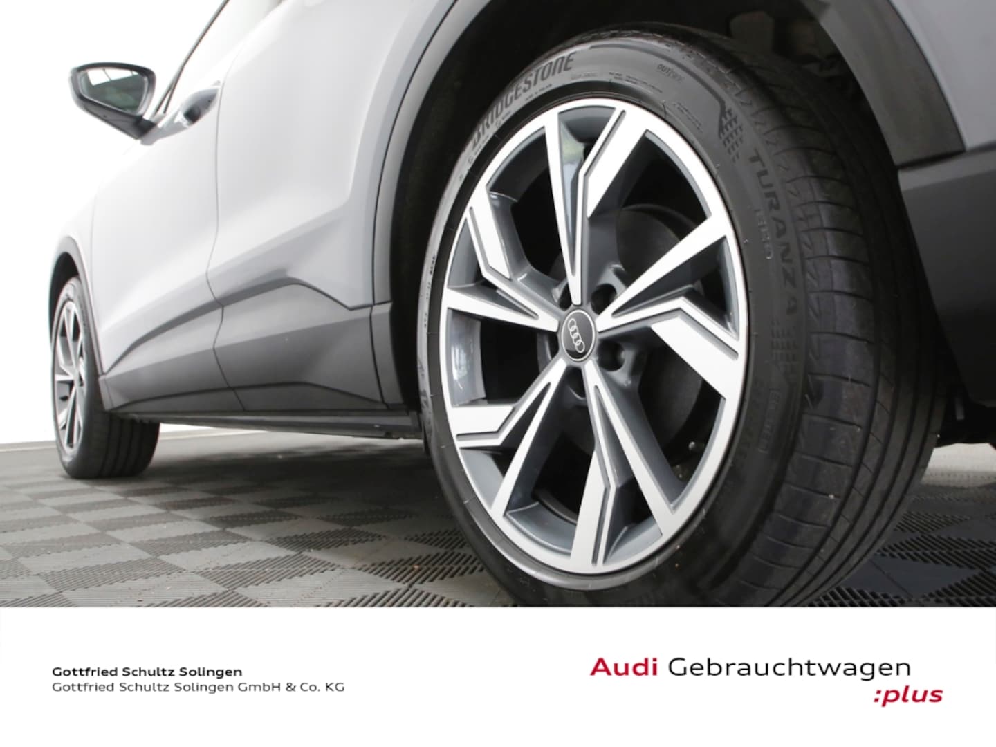 Bild über Audi Q4 Sportback e-tron 40 e-tron - für weitere Informationen kontaktieren Sie den Audi Partner