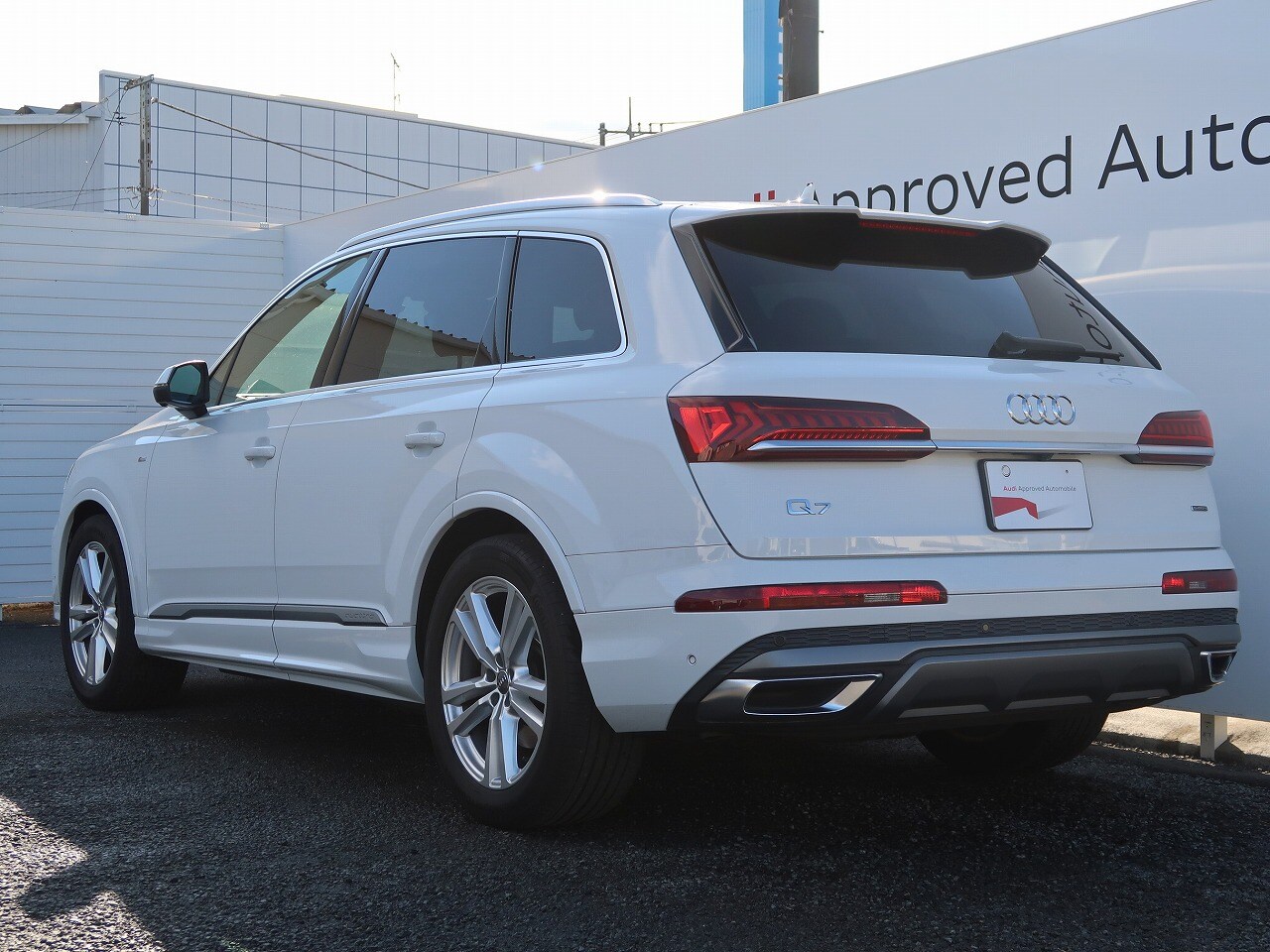 Image about Audi Q7 55 TFSI quattro S line
