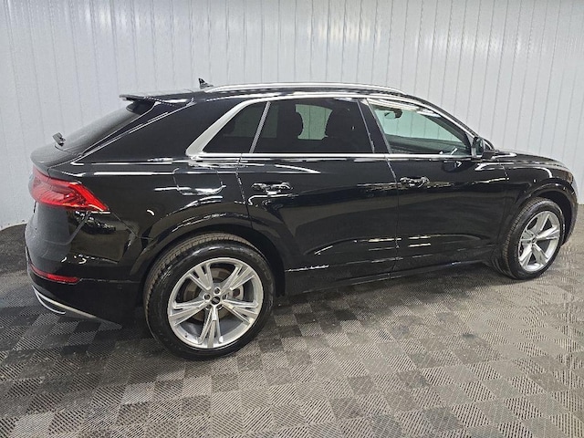 2023 Audi Q8