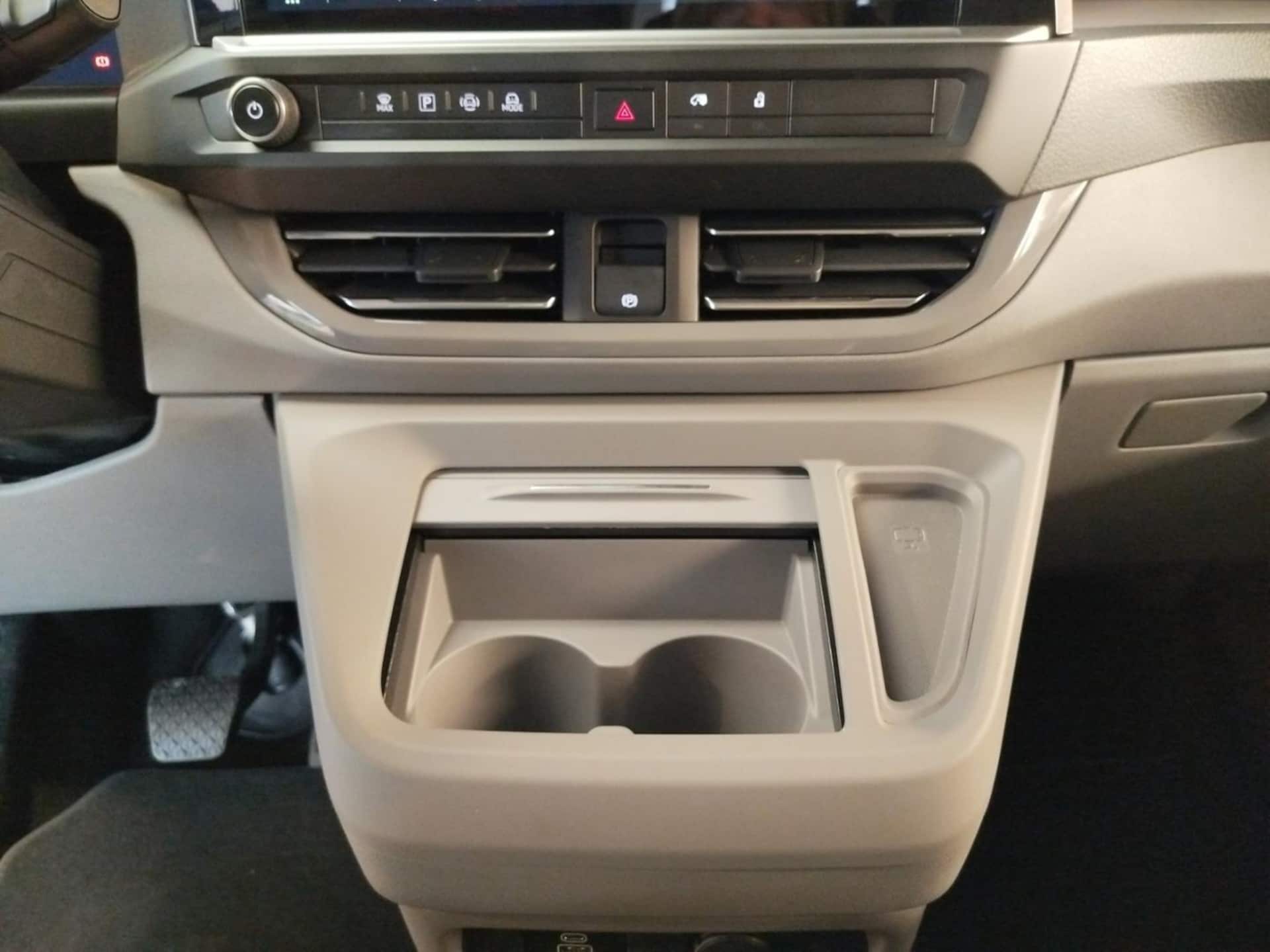 Volkswagen e-Caravelle Life