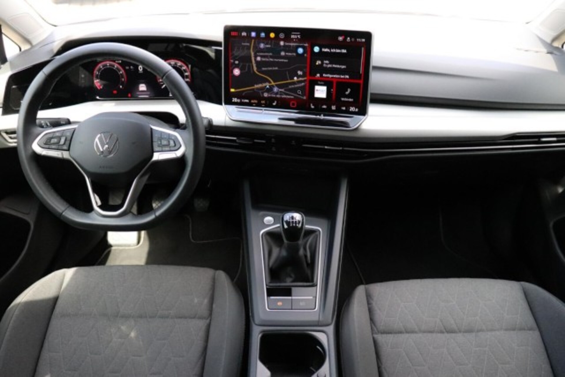 Volkswagen Golf Variant Life