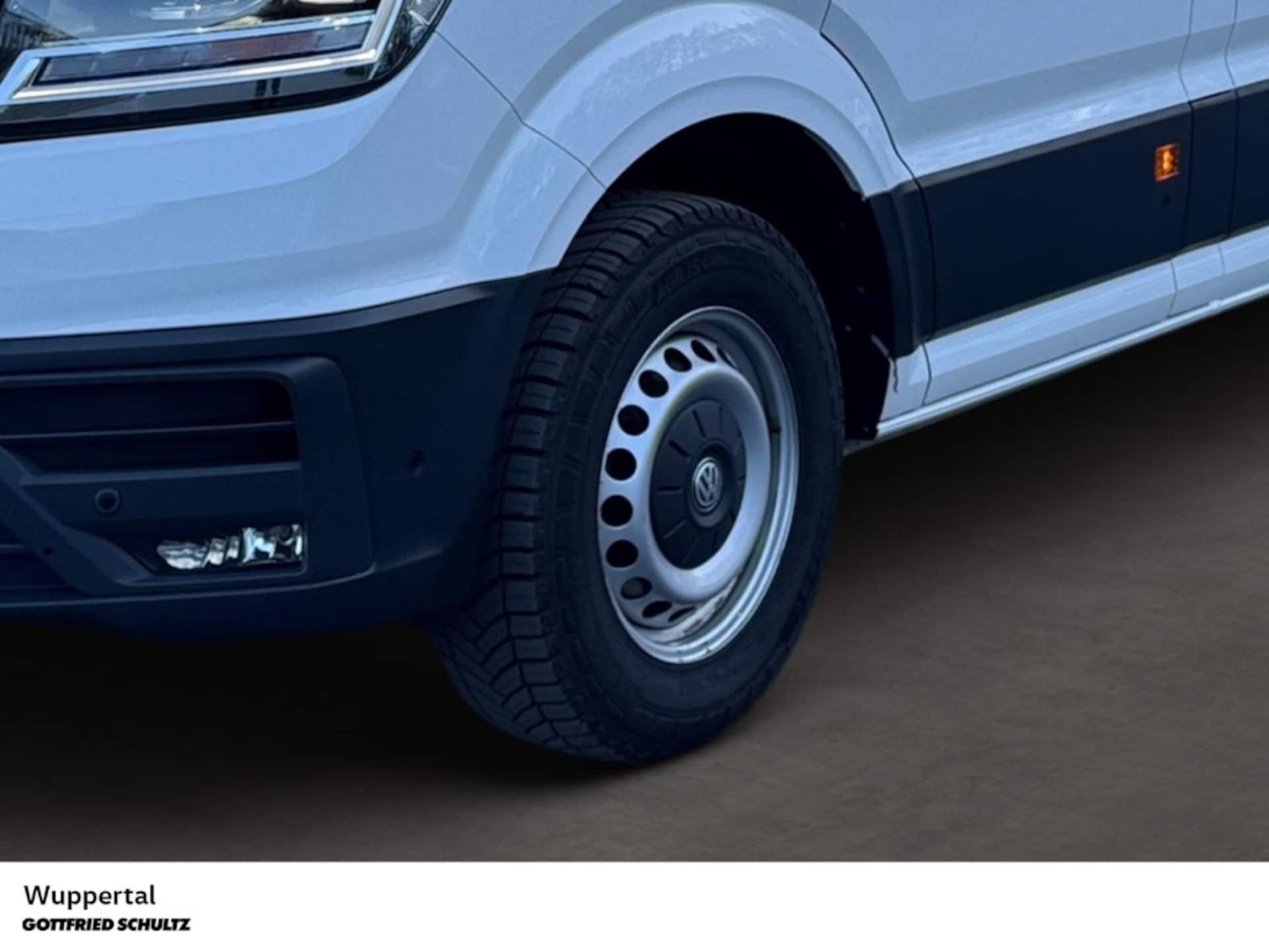 Volkswagen Crafter Kasten langer Radstand