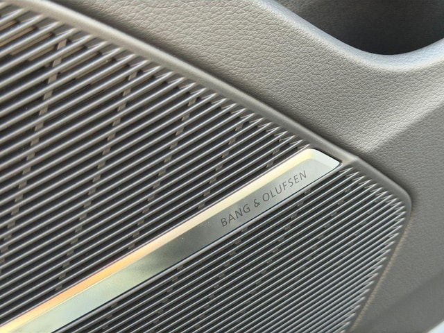2026 Audi SQ8 Prestige - Photo 23
