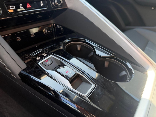 2026 Audi Q5 Premium Plus - Photo 17