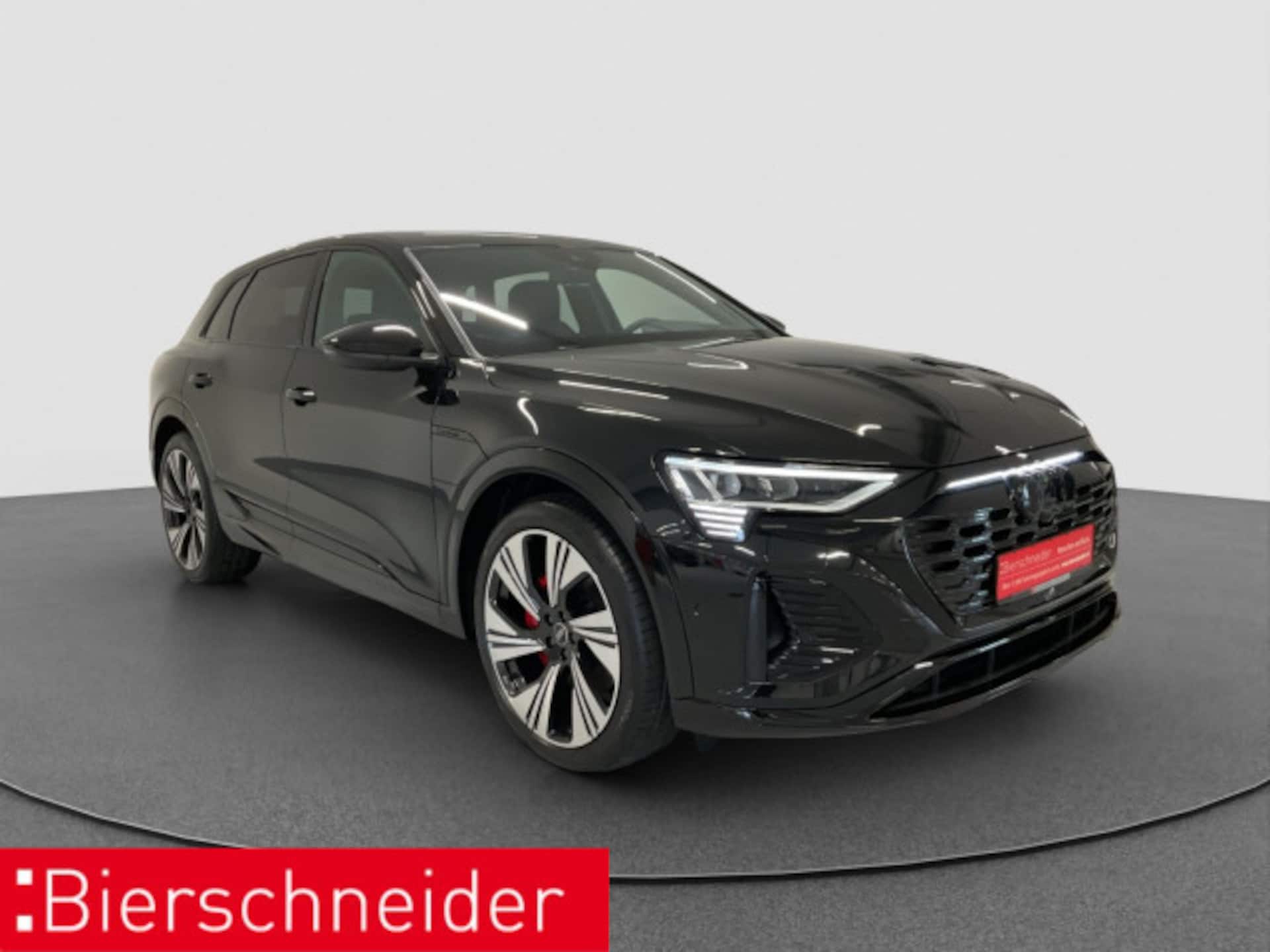 Audi Q8 e-tron S line