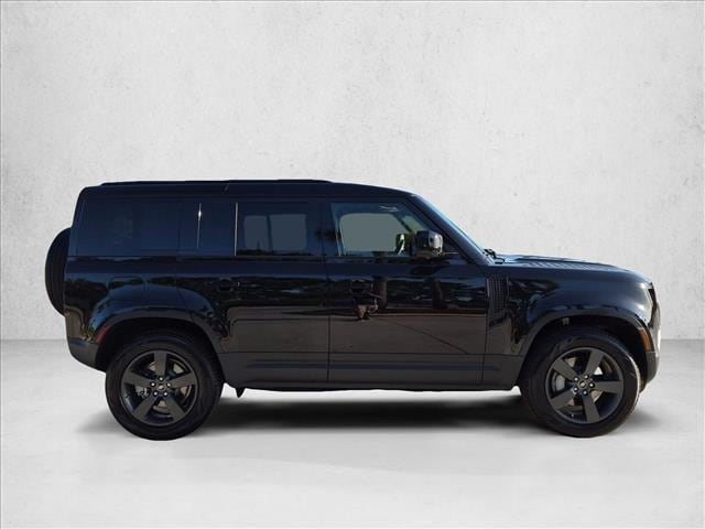 2025 Land Rover Defender