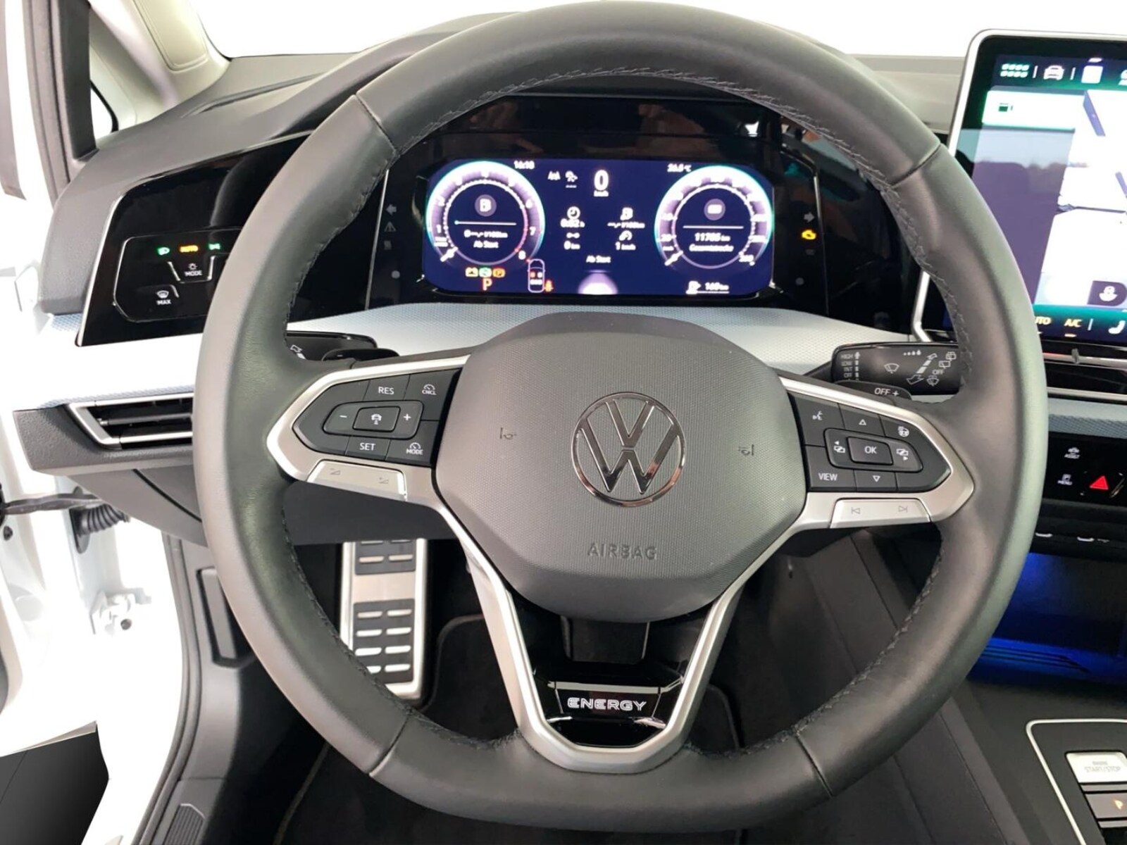 Volkswagen Golf Variant – Bild 9