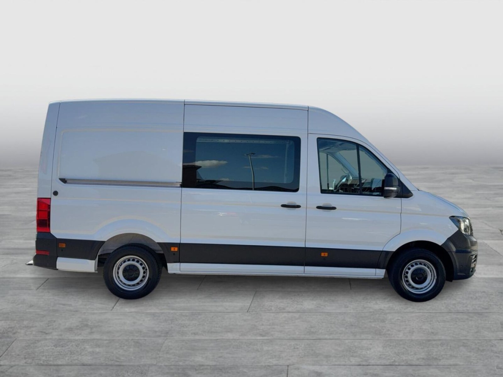 Volkswagen Crafter Kasten mittlerer Radstand – Bild 6