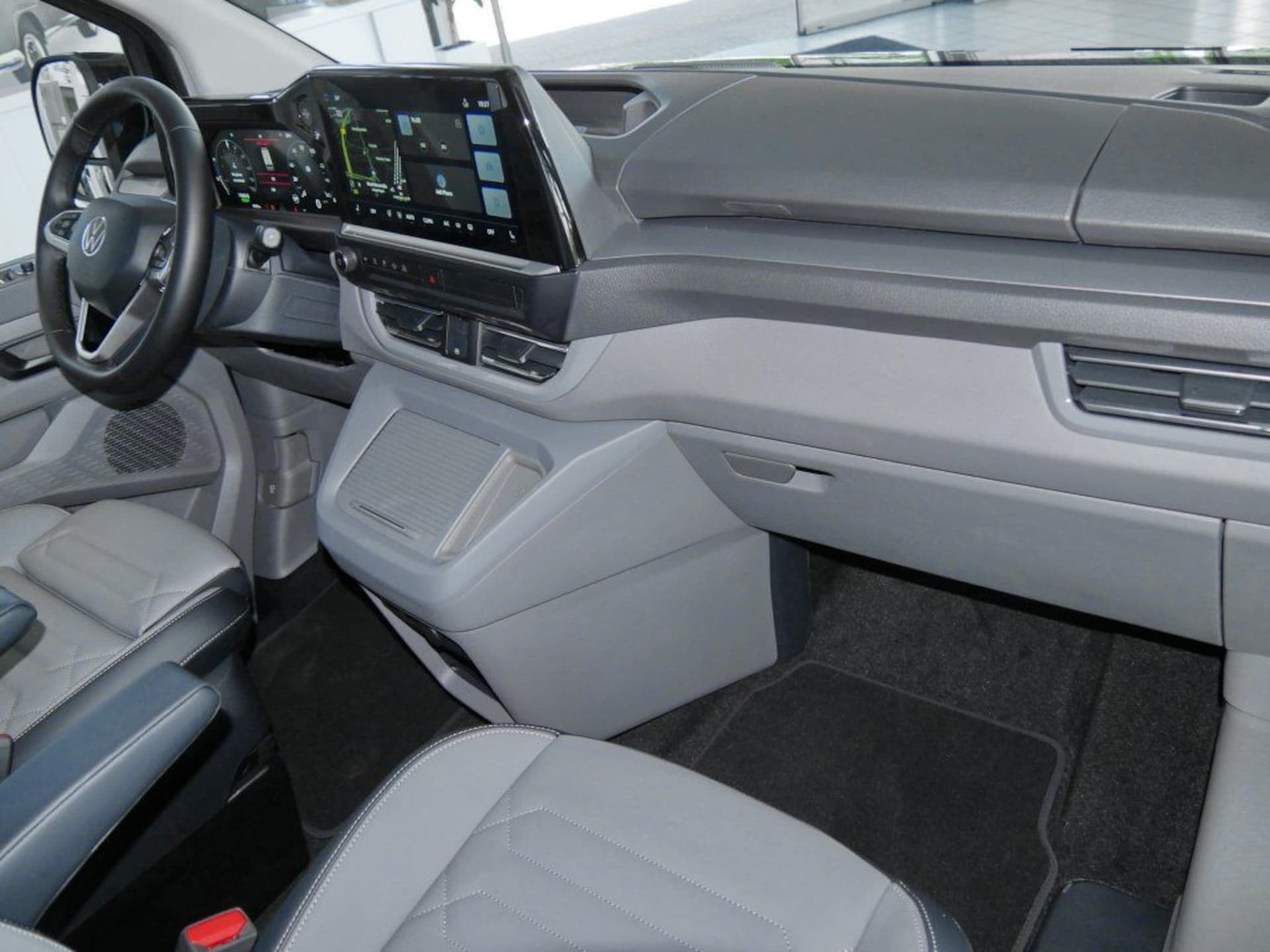 Volkswagen e-Caravelle Style