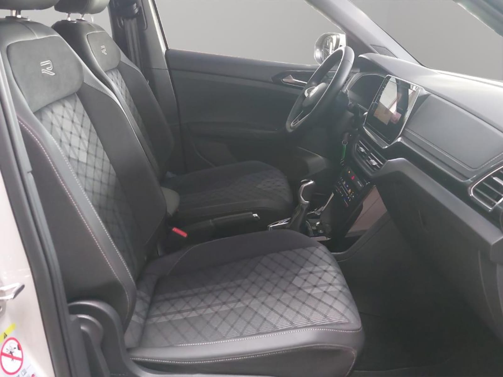 Volkswagen T-Cross – Bild 18