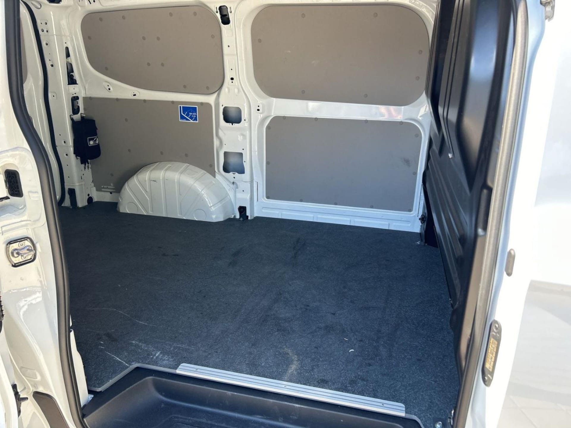 Volkswagen Transporter Kasten kurzer Radstand