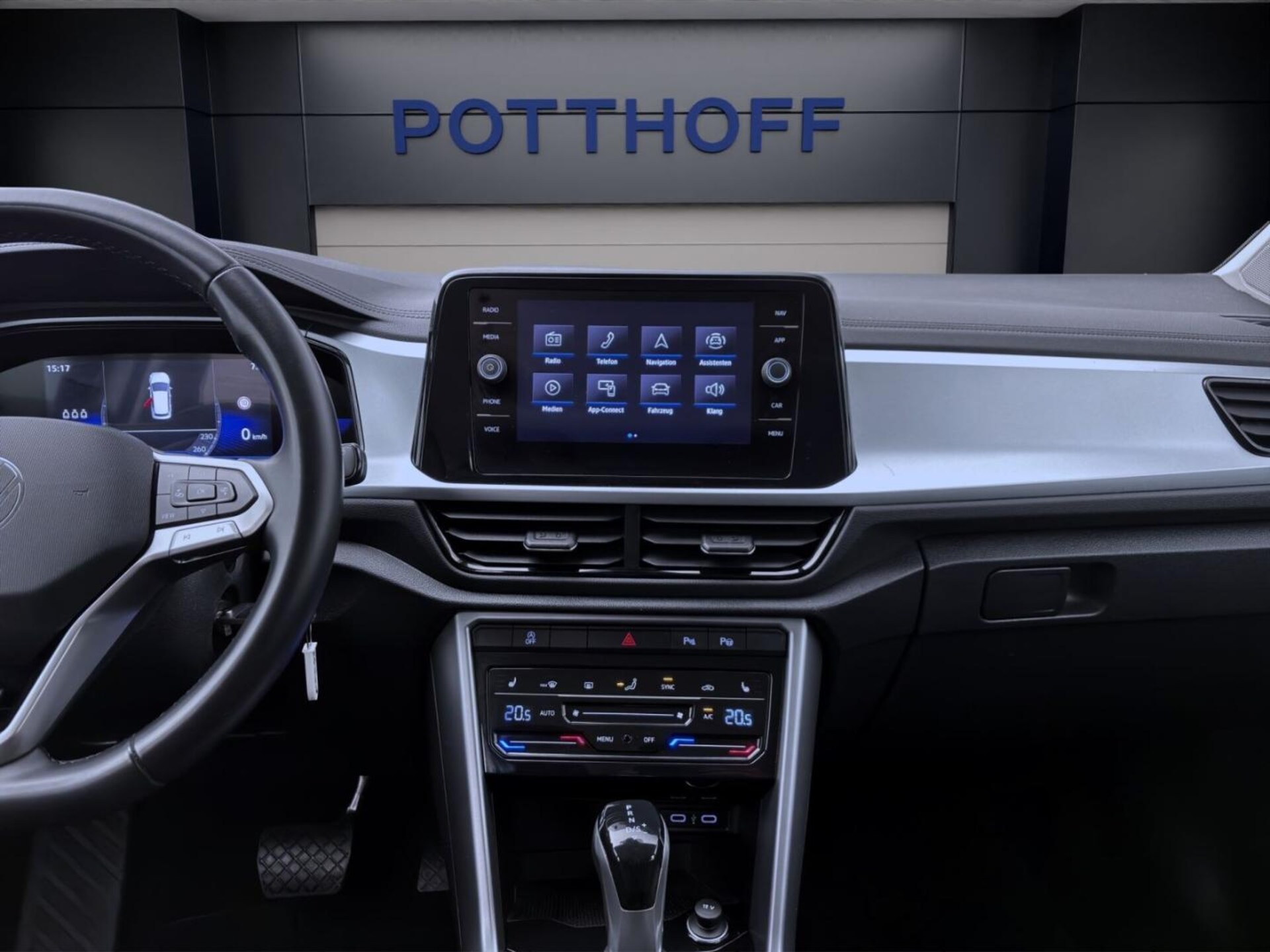 Volkswagen T-Roc Life