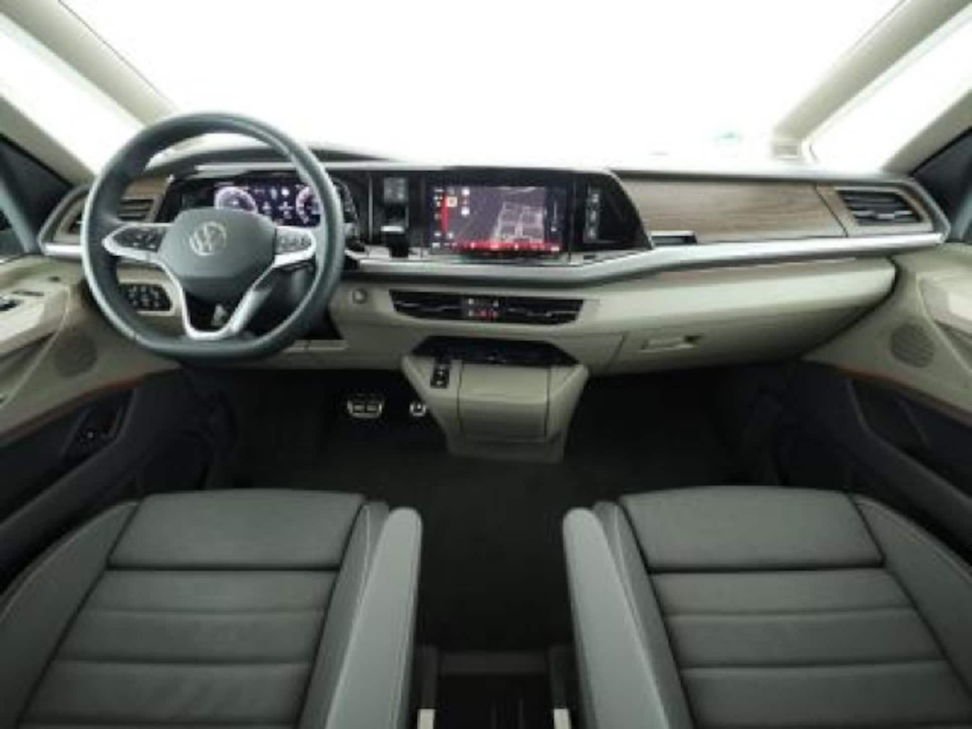 Volkswagen Multivan Style