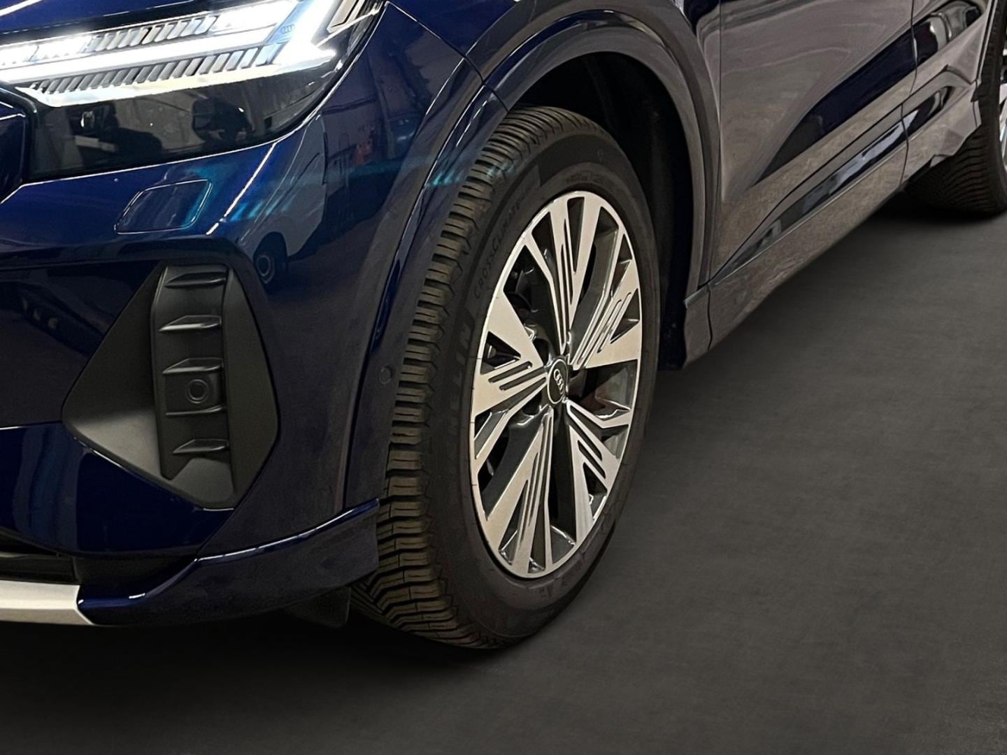 Bild über Audi Q4 Sportback e-tron 40 e-tron - für weitere Informationen kontaktieren Sie den Audi Partner