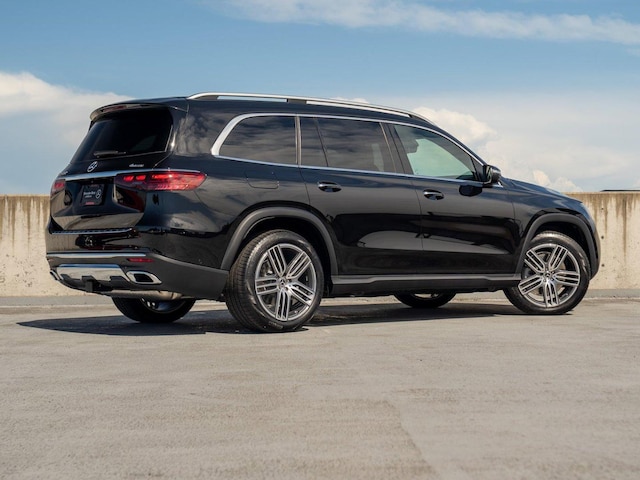 2025 Mercedes-Benz GLS 450