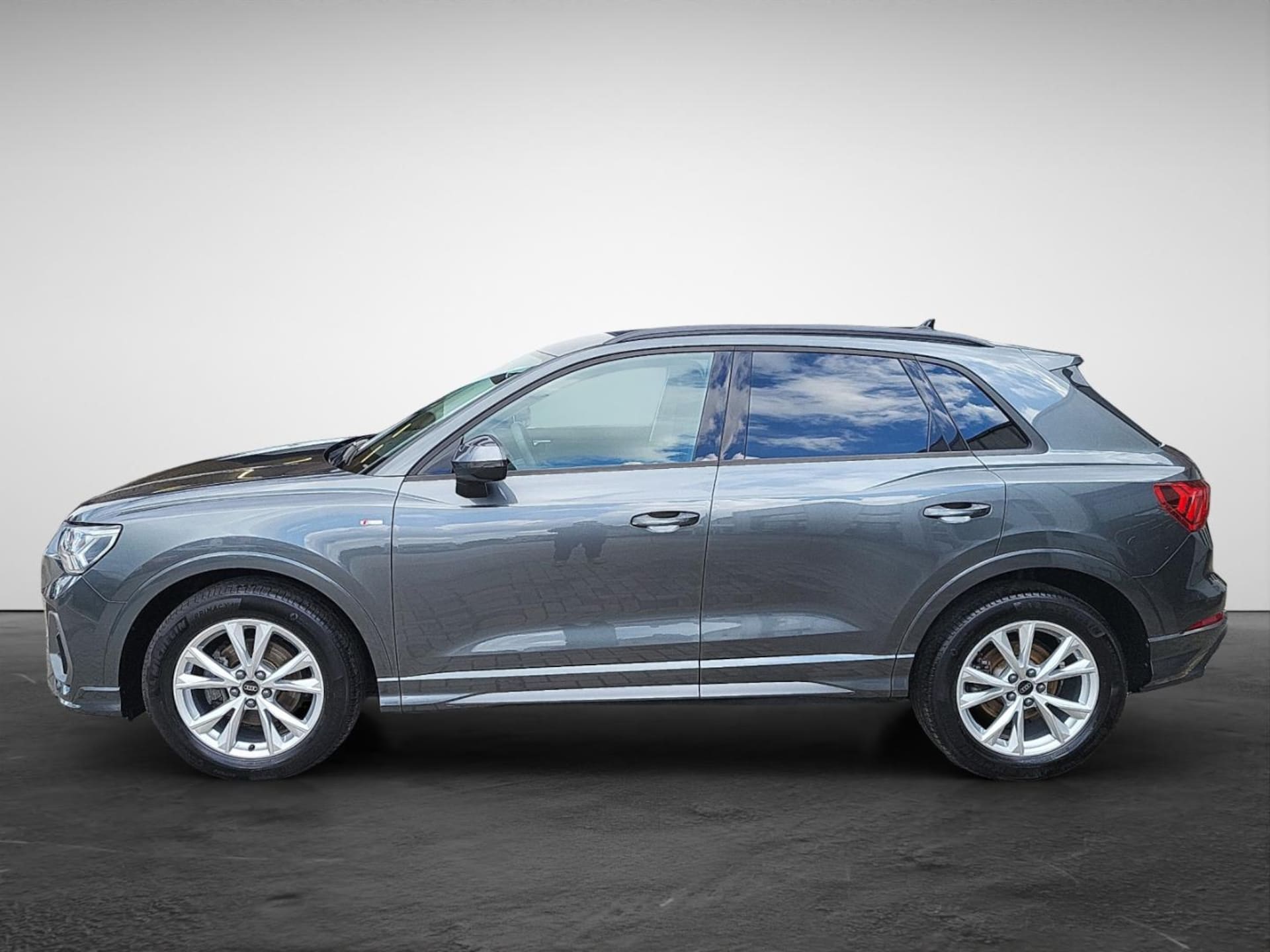 Audi Q3 SUV S line