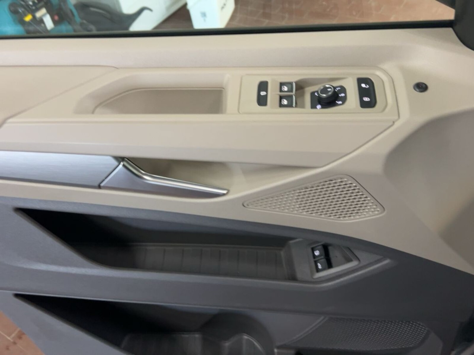 Volkswagen Multivan Langversion – Bild 15