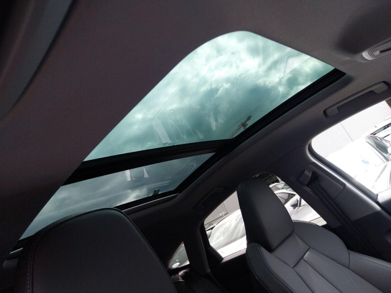 Audi Q6 Sportback e-tron – Bild 17