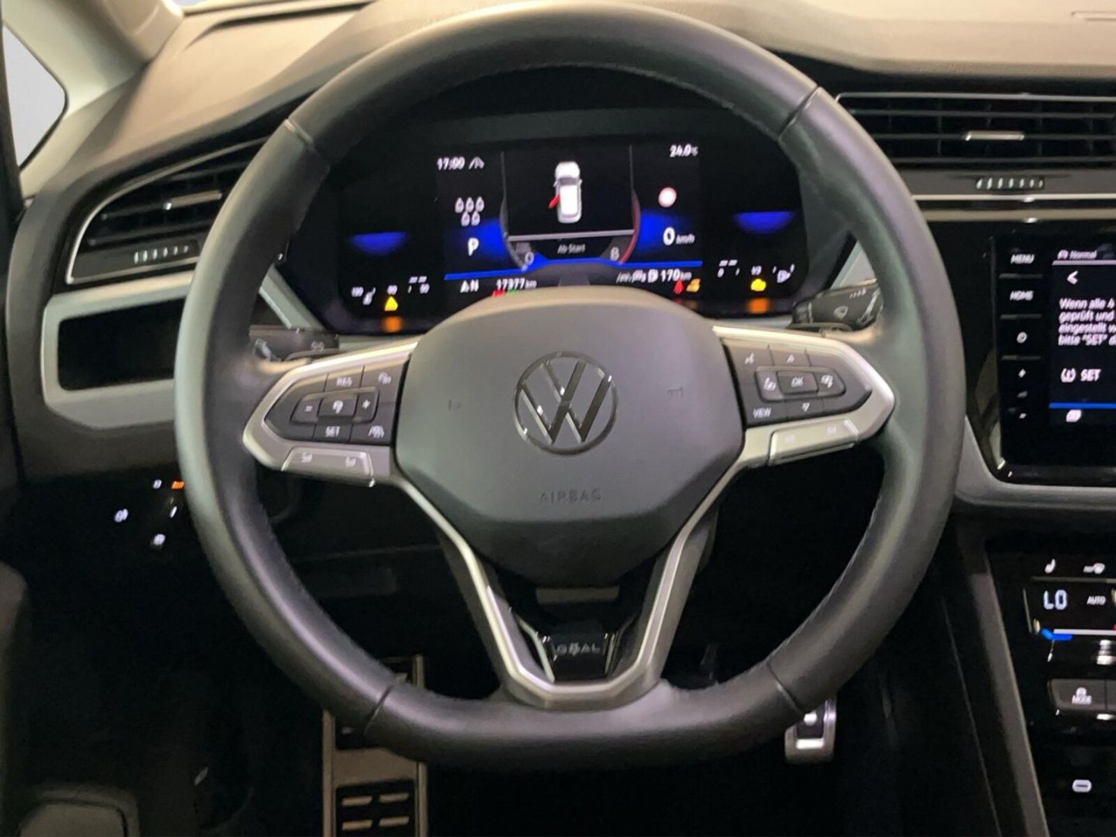 Volkswagen Touran – Bild 9