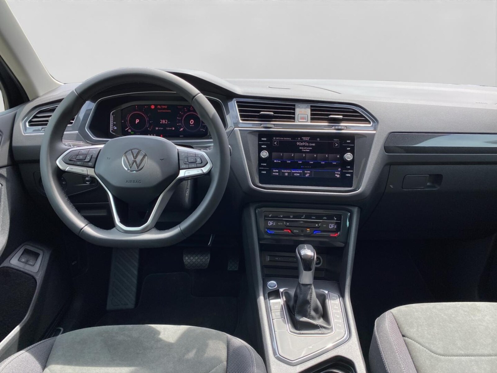 Volkswagen Tiguan – Bild 15