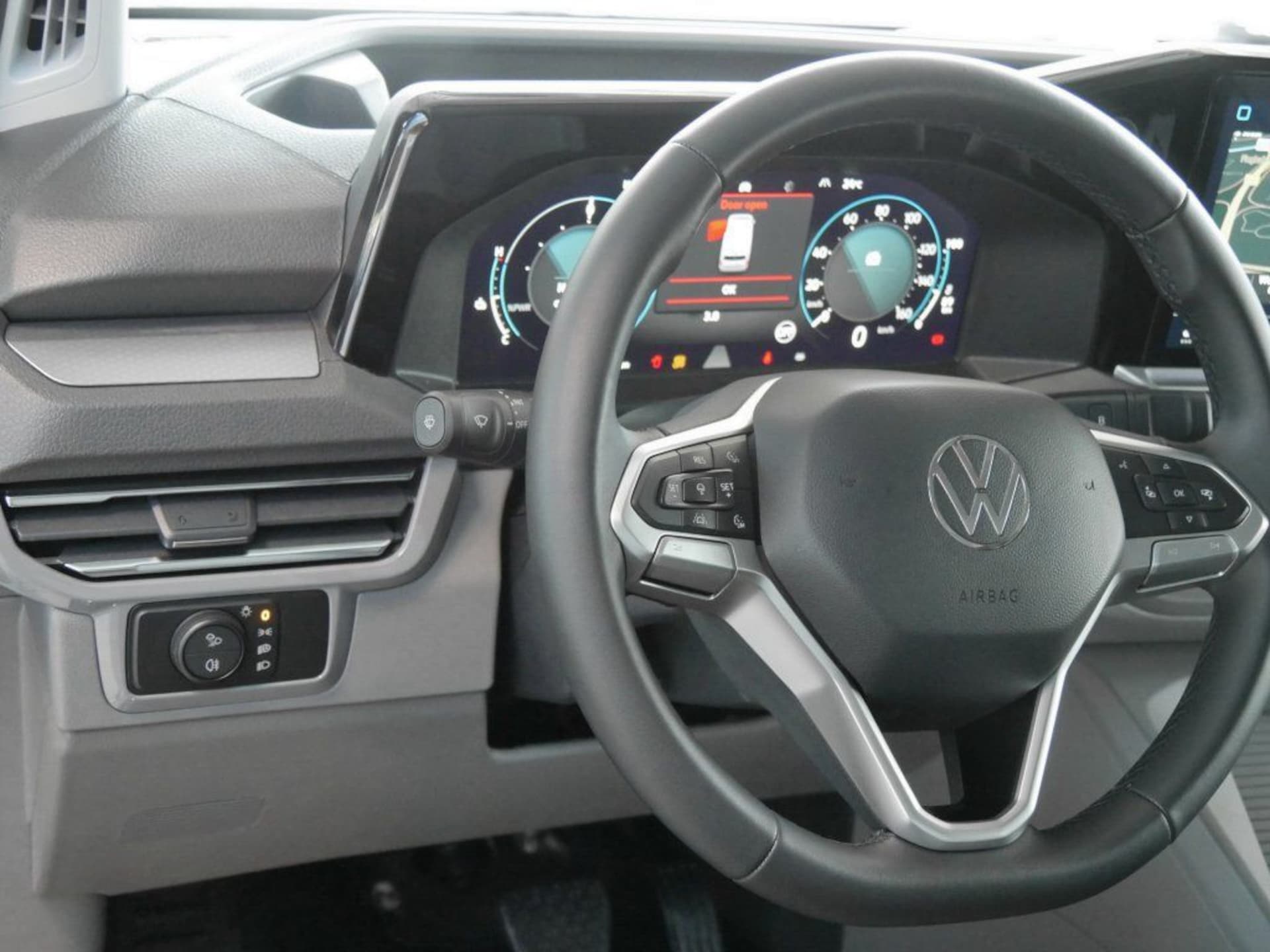 Volkswagen e-Caravelle Style