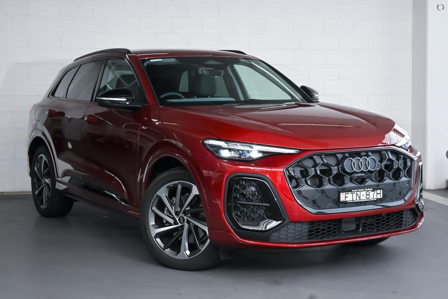Image about Audi Q5 SUV TFSI 150 kW