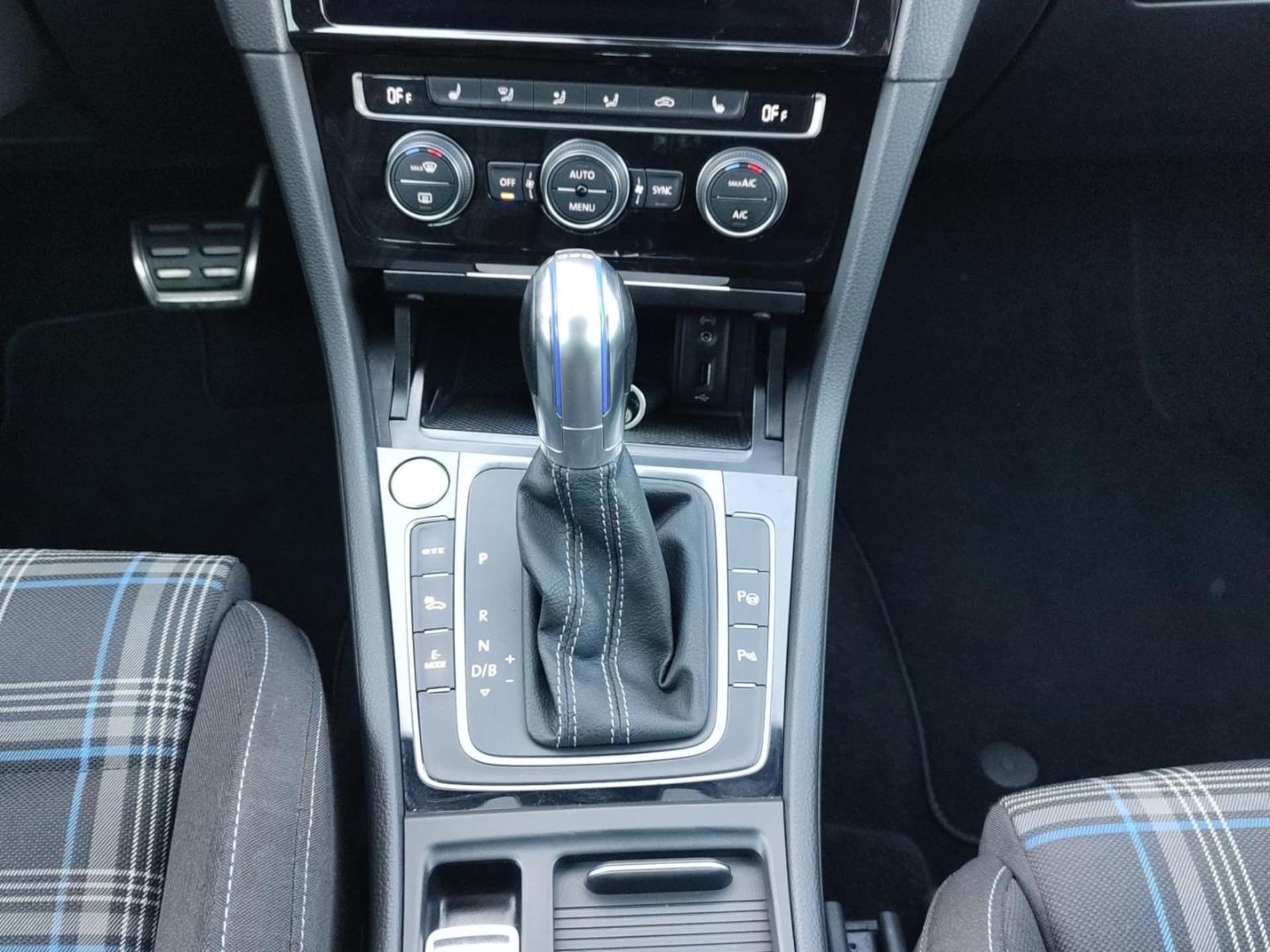 Volkswagen Golf GTE