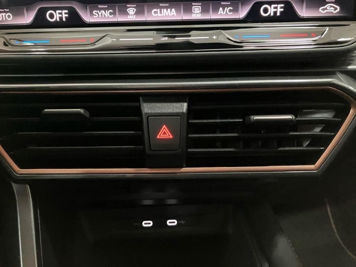 CUPRA Formentor 1.5 eTSI DSG 110 kW (150 CV) — photo 16