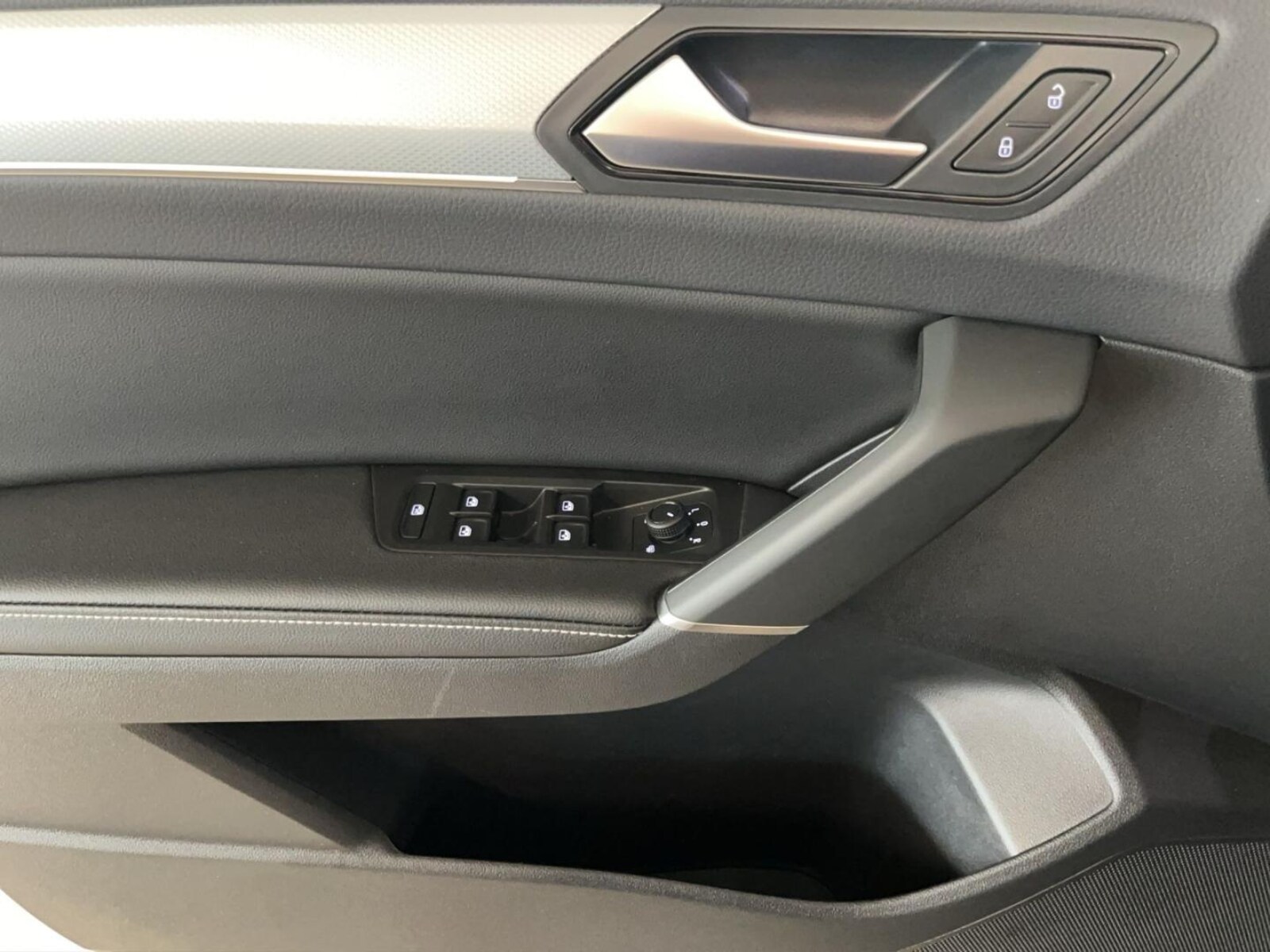Volkswagen Touran – Bild 13