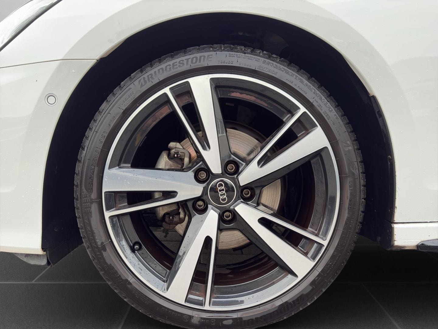 Bild über Audi A3 Sportback S line 35 TFSI S tronic - für weitere Informationen kontaktieren Sie den Audi Partner