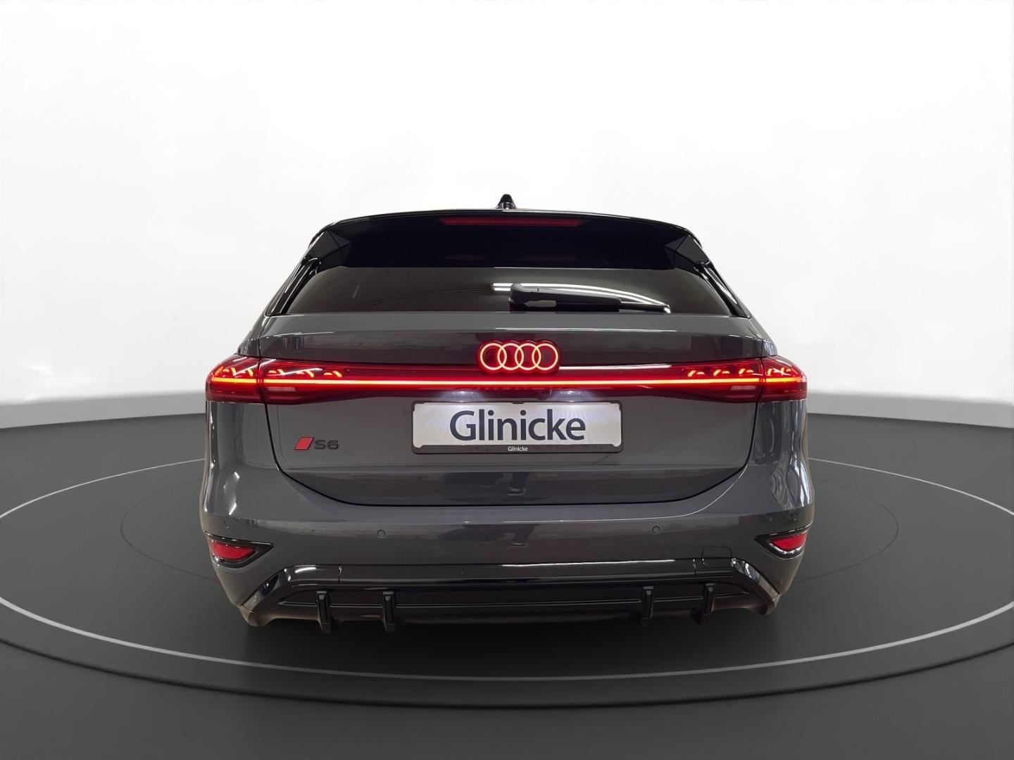 Bild über Audi S6 Avant e-tron e-tron quattro - für weitere Informationen kontaktieren Sie den Audi Partner