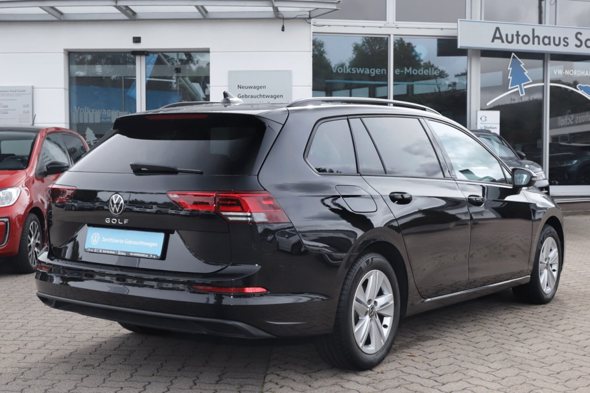 Volkswagen Golf Variant Life