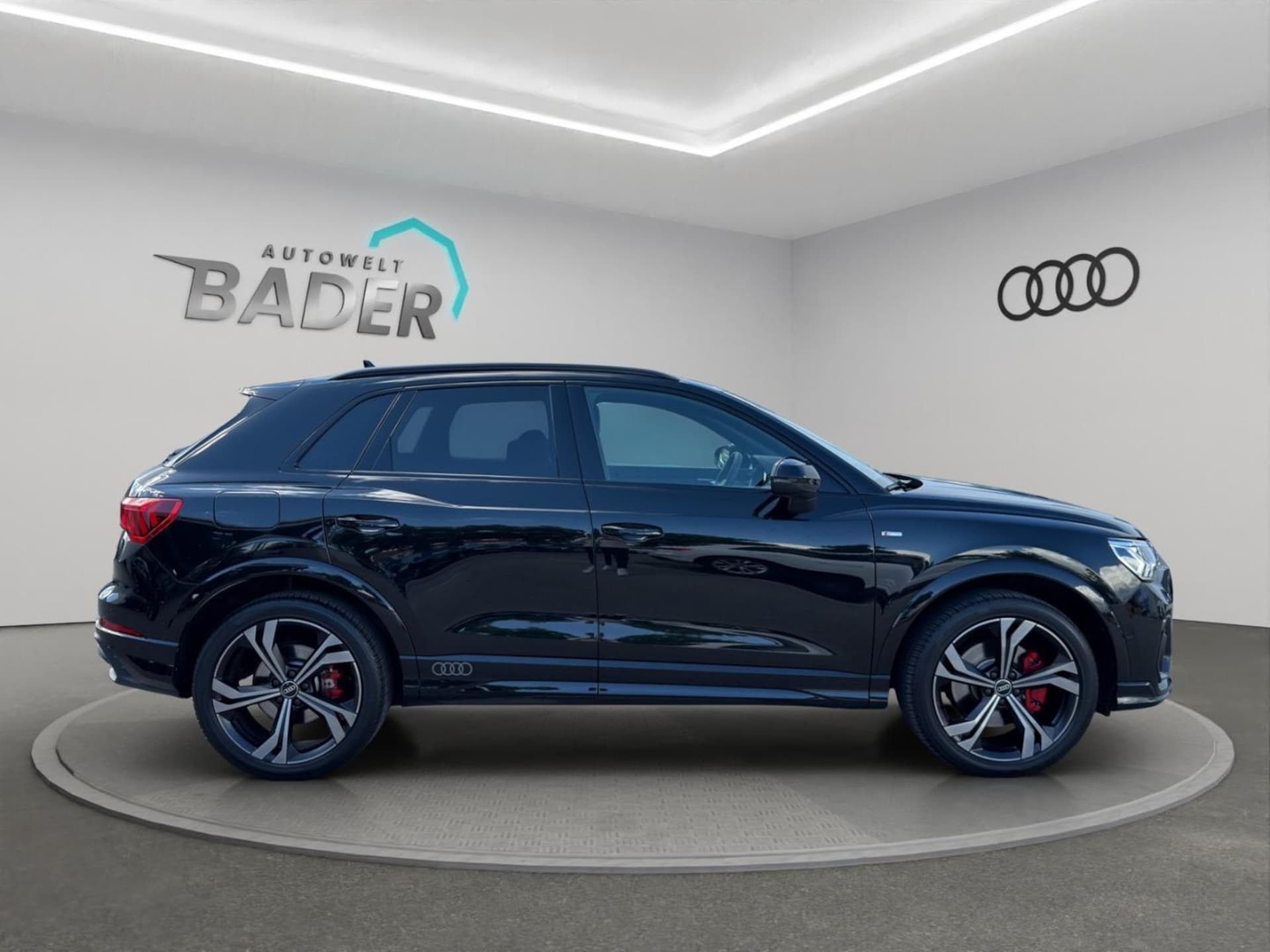 Audi Q3 SUV S line