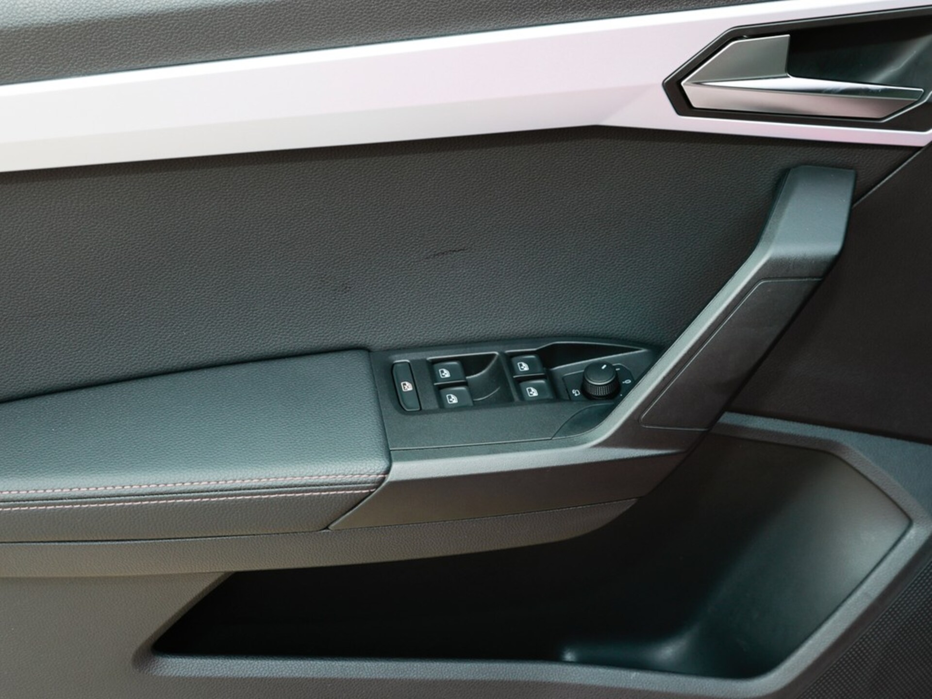 SEAT Arona FR