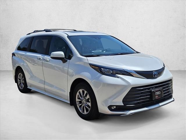 2025 Toyota Sienna