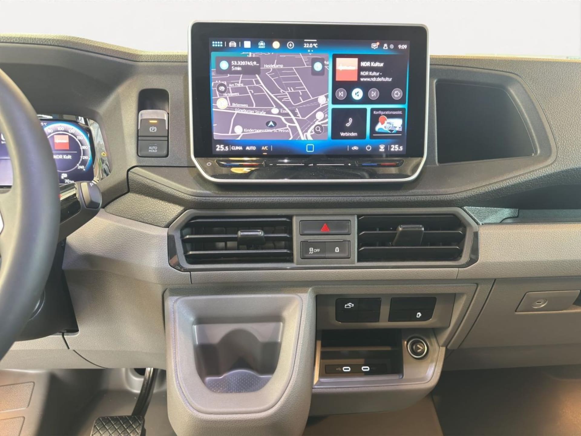 Volkswagen Grand California 600