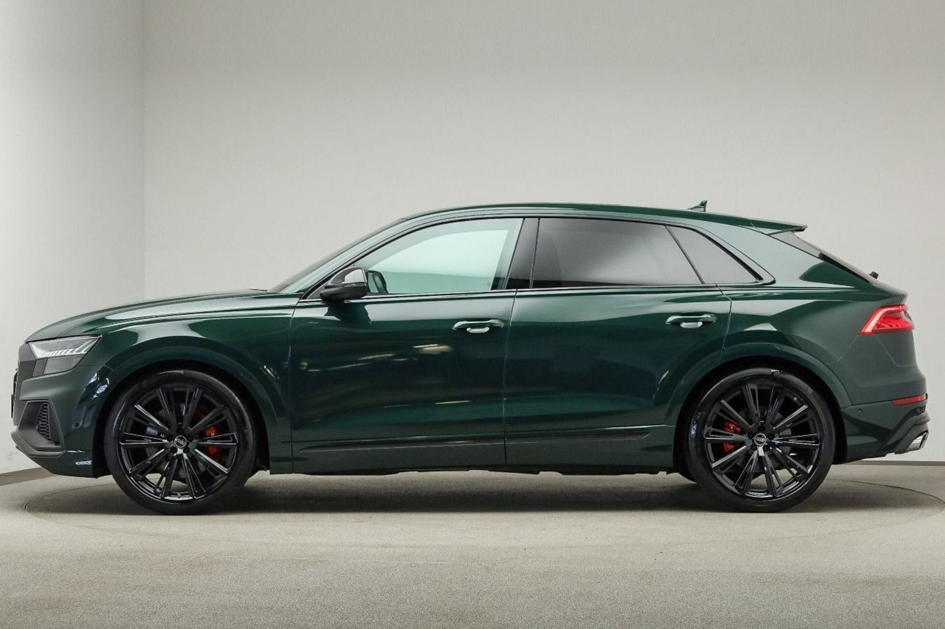 Audi SQ8 SUV