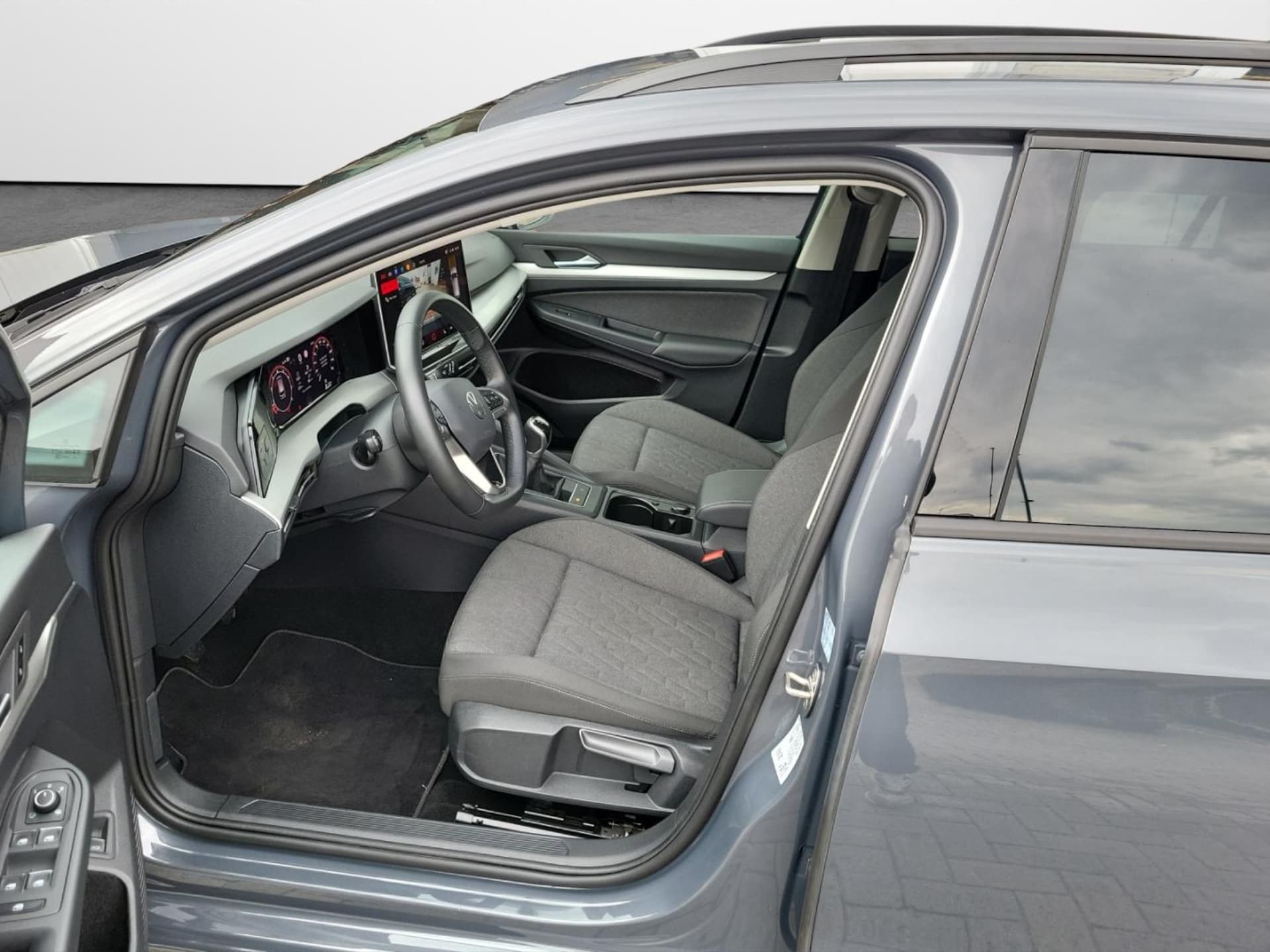 Volkswagen Golf Variant Life