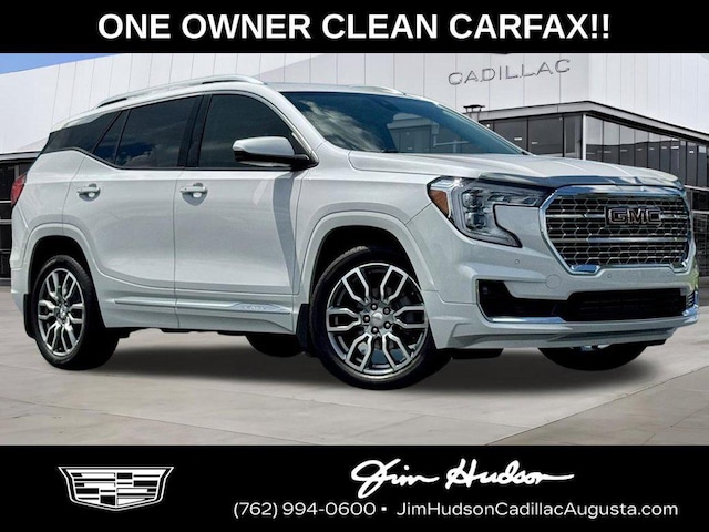 Photo of 2023 GMC Terrain