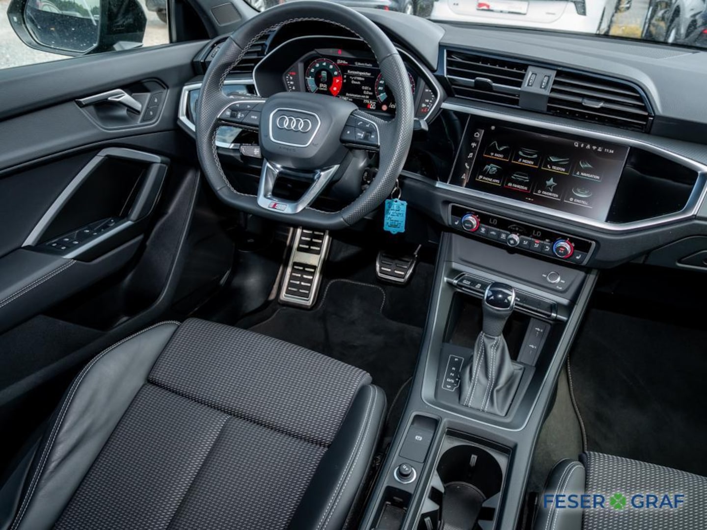 Bild über Audi Q3 Sportback S line 35 TFSI S tronic - für weitere Informationen kontaktieren Sie den Audi Partner