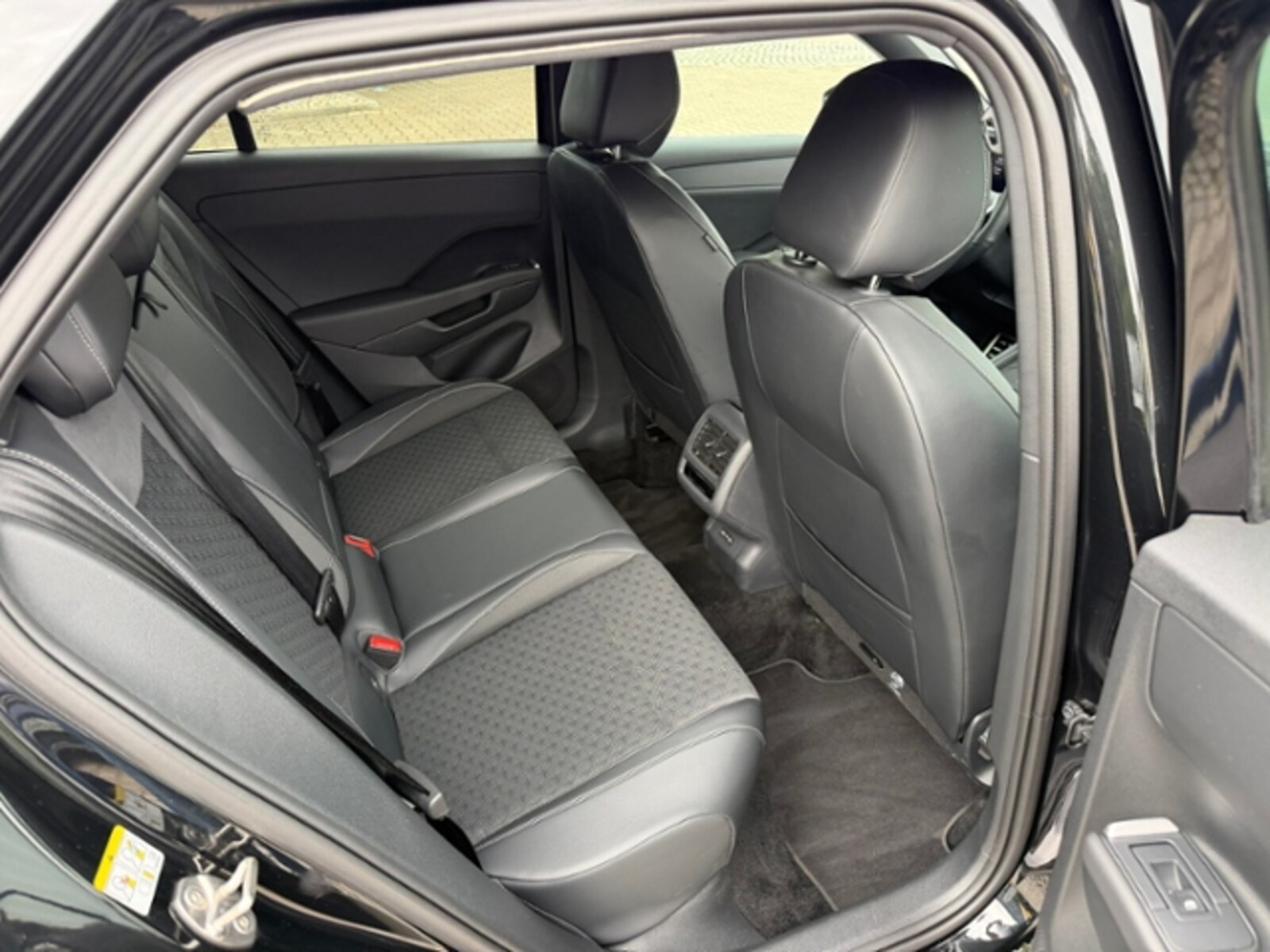 Volkswagen T-Roc – Bild 10