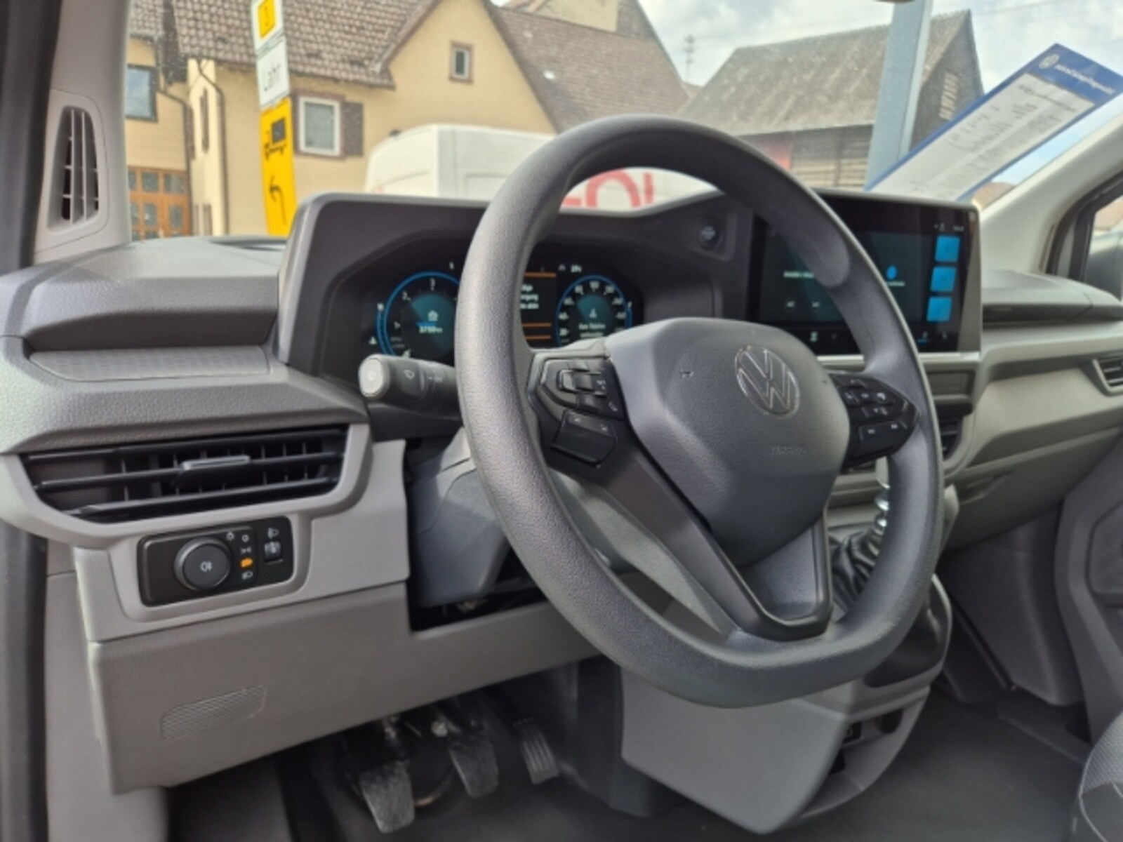 Volkswagen Transporter Kasten langer Radstand – Bild 6