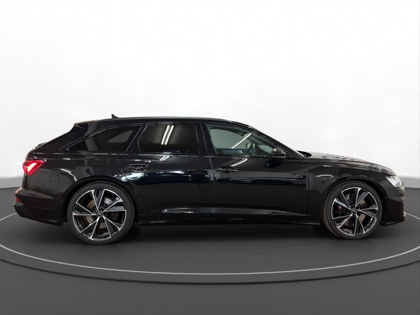 Bild über Audi S6 Avant TDI quattro tiptronic - für weitere Informationen kontaktieren Sie den Audi Partner