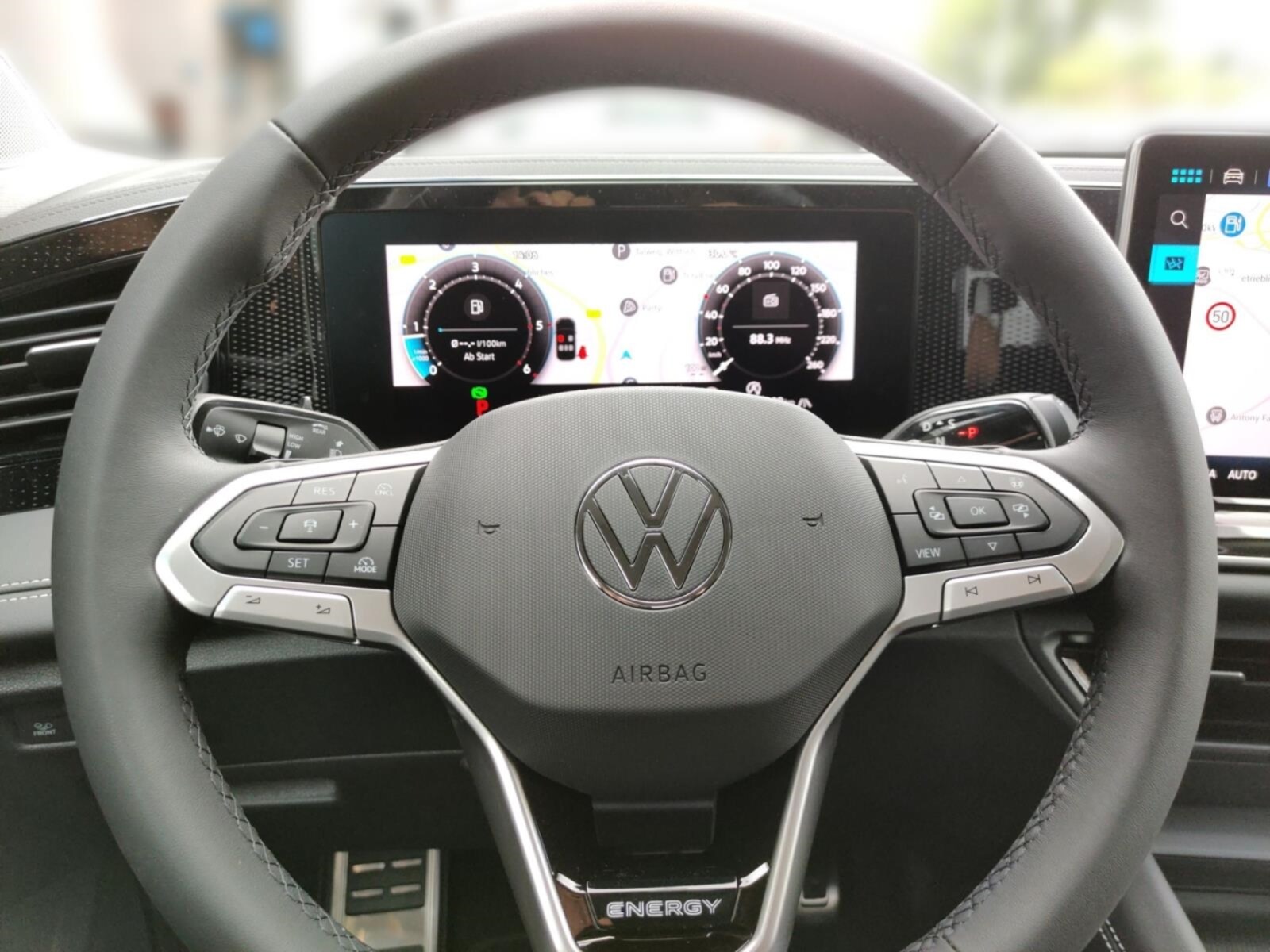 Volkswagen Tiguan – Bild 8