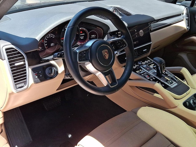 2023 Porsche Cayenne