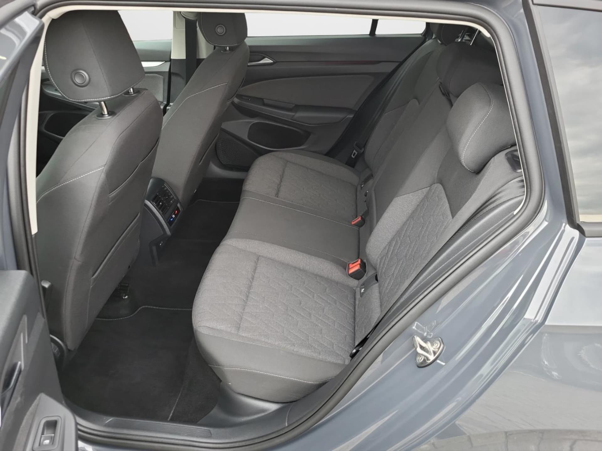 Volkswagen Golf Variant Life
